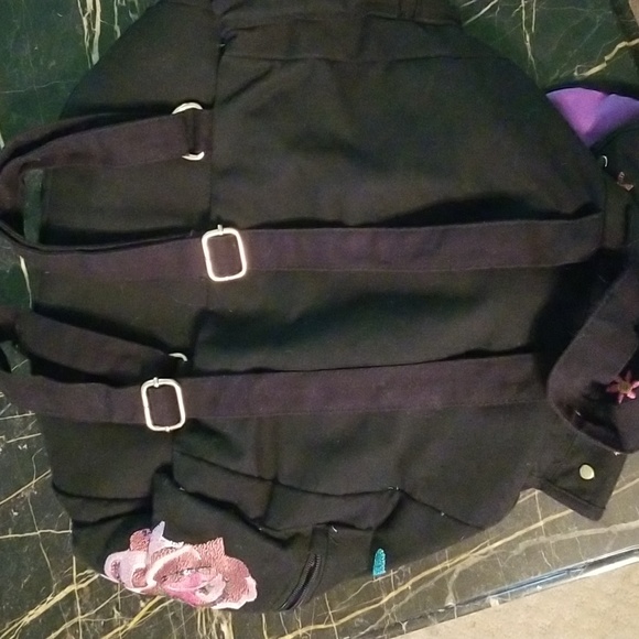 Backpack. - Picture 2 of 5